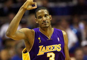 ORLANDO, FL - JUNE 14:  Trevor Airza #3 of the Los Angeles Lakers celebrates a three-point shot in the first half against the Orlando Magic in Game Five of the 2009 NBA Finals on June 14, 2009 at Amway Arena in Orlando, Florida.  NOTE TO USER:  User expressly acknowledges and agrees that, by downloading and or using this photograph, User is consenting to the terms and conditions of the Getty Images License Agreement.  (Photo by Elsa/Getty Images)