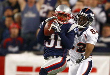 FOXBORO, MA - OCTOBER 20: Darrell Jackson #82 of the Denver Broncos has a pass intended for him intercepted by Brandon Meriweather #31 of New England Patriots at Gillette Stadium on October 20, 2008 in Foxboro, Massachusetts. (Photo by Jim Rogash/Getty Images)