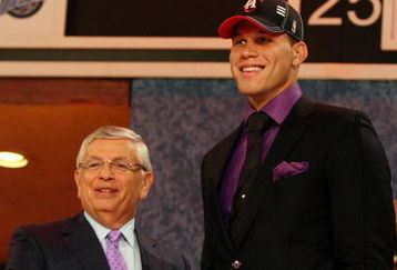 NEW YORK - JUNE 25:  NBA Commissioner David Stern poses for a photograph with the first overall draft pick by the Los Angeles Clippers,  Blake Griffin during the 2009 NBA Draft at the Wamu Theatre at Madison Square Garden June 25, 2009 in New York City. NOTE TO USER: User expressly acknowledges and agrees that, by downloading and/or using this Photograph, User is consenting to the terms and conditions of the Getty Images License Agreement.  (Photo by Jim McIsaac/Getty Images)