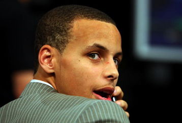 NEW YORK - JUNE 25:  Stephen Curry looks on prior to the 2009 NBA Draft at the Wamu Theatre at Madison Square Garden June 25, 2009 in New York City. NOTE TO USER: User expressly acknowledges and agrees that, by downloading and/or using this Photograph, User is consenting to the terms and conditions of the Getty Images License Agreement.  (Photo by Jim McIsaac/Getty Images)