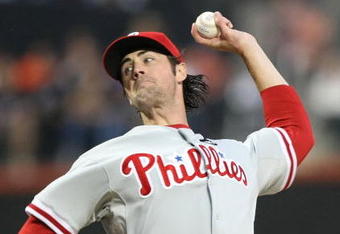 NEW YORK - JUNE 10:  Cole Hamels #35 of the Philadelphia Phillies pitches against the New York Mets during their game on June 10, 2009 at Citi Field in the Flushing neighborhood of the Queens borough of New York City.  (Photo by Al Bello/Getty Images)