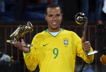 JOHANNESBURG, SOUTH AFRICA - JUNE 28:  Luis Fabiano of Brazil poses with the adidas Silver Ball awarded to the second most outstanding player of the tournament and the adidas Golden Shoe awarded for the tournaments top scorer at the end of the FIFA Confederations Cup Final between USA and Brazil at the Ellis Park Stadium on June 28, 2009 in Johannesburg, South Africa.  (Photo by Alex Livesey/Getty Images)