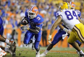 GAINESVILLE, FL - OCTOBER 11: Running back Chris Rainey #3 of the Florida Gators rushes upfield against the LSU Tigers at Ben Hill Griffin Stadium on October 11, 2008 in Gainesville, Florida.  (Photo by Al Messerschmidt/Getty Images) 
