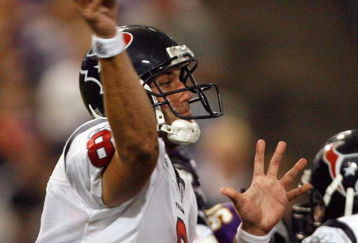 MINNEAPOLIS - NOVEMBER 02:  Matt Schaub #8 of the Houston Texans throws against the Minnesota Vikings during the game at the Hubert H. Humphrey Metrodome on November 2, 2008 in Minneapolis, Minnesota.  (Photo by Harry How/Getty Images)