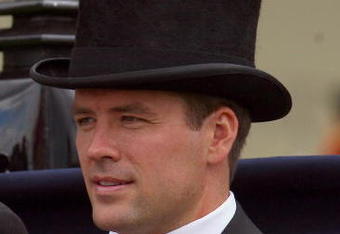 ASCOT, ENGLAND - JUNE 20:  Footballer Michael Owen arrives on The 4th Day of The Royal Meeting at Ascot Racecourse on June 20, 2009 in Ascot, England.  (Photo by Julian Herbert/Getty Images)