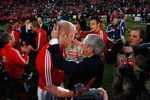 JOHANNESBURG, SOUTH AFRICA - JULY 04:  Lions captain Paul O' Connell is congratulated by coach Ian McGeechan after the Third Test match between South Africa and The British and Irish Lions at Ellis Park Stadium on July 4, 2009 in Johannesburg, South Africa.  (Photo by Stu Forster/Getty Images)