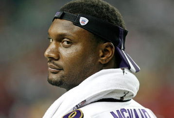 ATLANTA - AUGUST 31:  Quarterback Steve McNair #9 of the Baltimore Ravens watches the action from the sidelines since he did not play in the first half of the NFL preseason game at the Georgia Dome August 31, 2007 in Atlanta, Georgia.  (Photo by Mike Zarrilli/Getty Images)