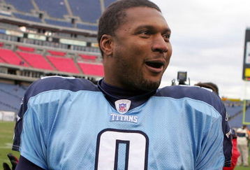 NASHVILLE, TN - DECEMBER 11:  Steve McNair #9 of the Tennessee Titans walks off the field after his team defeated the Houston Texans on December 11, 2005 at the Coliseum in Nashville, Tennessee. The Titans defeated the Texans 13-10.  (Photo by Scott Halleran/Getty Images)