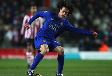 SOUTHAMPTON, UNITED KINGDOM - JANUARY 04:  Rodrigo Possebon of Manchester United in action during the FA Cup Sponsored by E.on 3rd Round  match between Southampton and Manchester United at St Mary's Stadium on January 4, 2009 in Southampton, England.  (Photo by Phil Cole/Getty Images)