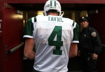 SAN FRANCISCO - DECEMBER 07:  Brett Favre #4 of the New York Jets  leaves the field after his game against the San Francisco 49ers during an NFL game on December 7, 2008 at Candlestick Park in San Francisco, California.  (Photo by Jed Jacobsohn/Getty Images)