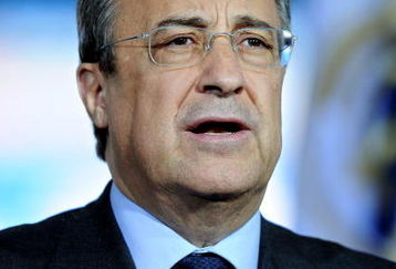 MADRID, SPAIN - JUNE 02:  Real Madrid president Florentino Perez speaks a word of welcome during the presentation of the new Real Madrid coach Manuel Pellegrini at the Santiago Bernabeu stadium on June 2, 2009 in Madrid, Spain. The 55-year-old former Villarreal coach Pellegrini has signed a two-year deal with Los Merengues.  (Photo by Jasper Juinen/Getty Images)