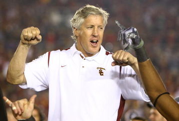 PASADENA, CA - JANUARY 01:  Head coach Pete Carroll of the USC Trojans celebrates after defeating the Penn State Nittany Lions at the 95th Rose Bowl Game presented by Citi on January 1, 2009 at the Rose Bowl in Pasadena, California.  (Photo by Jeff Gross/Getty Images)