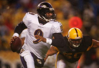 PITTSBURGH - NOVEMBER 05:  Steve McNair #9 of the Baltimore Ravens looks to pass against the Pittsburgh Steelers on November 5, 2007 at Heinz Field in Pittsburgh, Pennsylvania.  (Photo by Chris McGrath/Getty Images)  