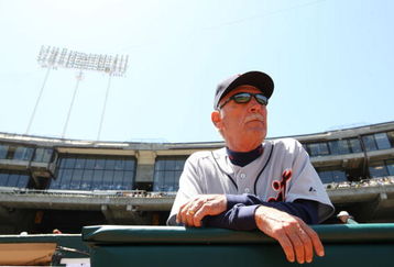 OAKLAND, CA - JULY 01:  Manager Jim Leyland of the Detroit Tigers looks on from the dugout before the Major League Baseball game against the Oakland Athletics at the Oakland Coliseum on July 1, 2009 in Oakland, California.  (Photo by Jed Jacobsohn/Getty Images)