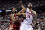 AUBURN HILLS, MI - APRIL 26:  Joe Smith #32 of the Cleveland Cavaliers and Rasheed Wallace #30 of the Detroit Pistons battle for rebounding position in Game Four of the Eastern Conference Quarterfinals during the 2009 NBA Playoffs at the Palace of Auburn Hills on April 26, 2009 in Auburn Hills, Michigan.  The Cavaliers won 99-78.  NOTE TO USER: User expressly acknowledges and agrees that, by downloading and or using this photograph, User is consenting to the terms and conditions of the Getty Images License Agreement.  (Photo by Gregory Shamus/Getty Images)