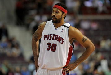 AUBURN HILLS, MI - APRIL 24:  Rasheed Wallace #30 of the Detroit Pistons looks across the court in Game Three of the Eastern Conference Quarterfinals against the Cleveland Cavaliers during the 2009 NBA Playoffs at the Palace of Auburn Hills on April 24, 2009 in Auburn Hills, Michigan.  The Cavaliers won 79-68.  NOTE TO USER: User expressly acknowledges and agrees that, by downloading and or using this photograph, User is consenting to the terms and conditions of the Getty Images License Agreement.  (Photo by Gregory Shamus/Getty Images)