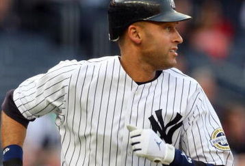 NEW YORK - JULY 01:  Derek Jeter #2 of the New York Yankees runs against the Seattle Mariners on July 1, 2009 at Yankee Stadium in the Bronx borough of New York City.  (Photo by Jim McIsaac/Getty Images)