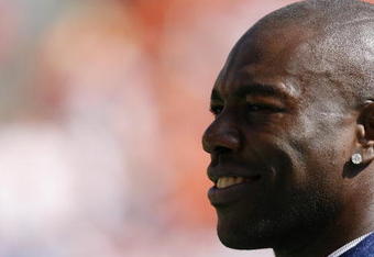 CLEVELAND - SEPTEMBER 7:  Terrell Owens #81 of the Dallas Cowboys looks on before the game against the Cleveland Browns at Cleveland Browns Stadium on September 7, 2008 in Cleveland, Ohio.  (Photo by Kevin C. Cox/Getty Images)