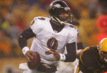 PITTSBURGH - NOVEMBER 5:  Steve McNair #9 of the Baltimore Ravens drops back against the Pittsburgh Steelers on November 5, 2007 at Heinz Field in Pittsburgh, Pennsylvania. (Photo by Chris McGrath/Getty Images)   