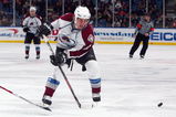 UNIONDALE, NY - MARCH 02:  Scott Hannan #22 of the Colorado Avalanche skates against the New York Islanders on March 2, 2009 at Nassau Coliseum in Uniondale, New York. The Isles defeated the Avalanche 4-2.  (Photo by Jim McIsaac/Getty Images)