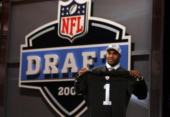 NEW YORK - APRIL 26:  Darren McFadden poses for a photo after being selected fourth overall by the Oakland Raiders during the 2008 NFL Draft on April 26, 2008 at Radio City Music Hall in New York, New York.  (Photo by Jim McIsaac/Getty Images)