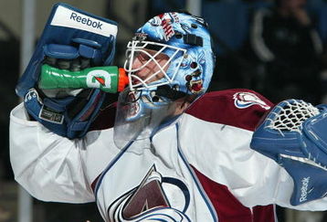 UNIONDALE, NY - MARCH 02:  Andrew Raycroft #1 of the Colorado Avalanche skates against the New York Islanders on March 2, 2009 at Nassau Coliseum in Uniondale, New York. The Isles defeated the Avalanche 4-2.  (Photo by Jim McIsaac/Getty Images)
