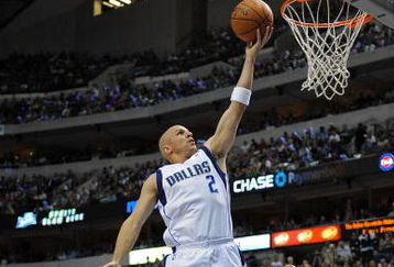 DALLAS - MAY 11:  Guard Jason Kidd #2 of the Dallas Mavericks takes a shot against Chauncey Billups #7 of the Denver Nuggets in Game Four of the Western Conference Semifinals during the 2009 NBA Playoffs at American Airlines Center on May 11, 2009 in Dallas, Texas. NOTE TO USER: User expressly acknowledges and agrees that, by downloading and or using this photograph, User is consenting to the terms and conditions of the Getty Images License Agreement.  (Photo by Ronald Martinez/Getty Images)