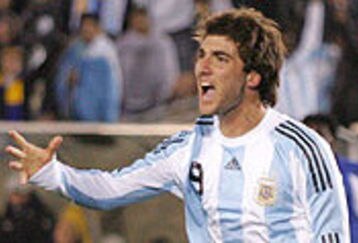 Higuain_argentina_feature