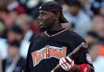 SAN FRANCISCO - JULY 09:  National League All-Star Ryan Howard #6 of the Philadelphia Phillies competes in round 1 of the 78th Major League Baseball All-Star Home Run Derby at AT&T Park on July 9, 2007 in San Francisco, California.  (Photo by Jeff Gross/Getty Images)