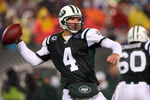 EAST RUTHERFORD, NJ - NOVEMBER 30:  Brett Favre #4 of the New York Jets throws a pass against the Denver Broncos on November 30, 2008 at Giants Stadium in East Rutherford, New Jersey.  (Photo by Jim McIsaac/Getty Images)