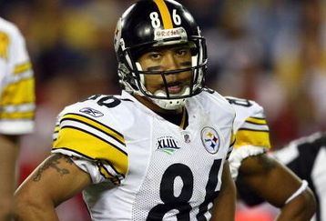 TAMPA, FL - FEBRUARY 01:  Wide receiver Hines Ward #86 of the Pittsburgh Steelers looks on against the Arizona Cardinals during Super Bowl XLIII on February 1, 2009 at Raymond James Stadium in Tampa, Florida.  (Photo by Jamie Squire/Getty Images)