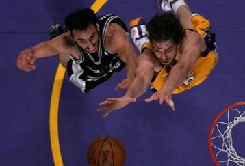 LOS ANGELES, CA - MAY 21:  Manu Ginobili #20 of the San Antonio Spurs and Pau Gasol #16 of the Los Angeles Lakers go after a rebound in Game One of the Western Conference Finals during the 2008 NBA Playoffs on May 21, 2008 at Staples Center in Los Angeles, California.  The Lakers defeated the Spurs 89-85. NOTE TO USER: User expressly acknowledges and agrees that, by downloading and/or using this Photograph, user is consenting to the terms and conditions of the Getty Images License Agreement.  (Photo by Jeff Gross/Getty Images)