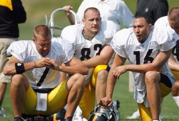 LATROBE, PENNSYLVANIA - JULY 28: Ben Roethlisberger #7 and Charlie Batch #16 of the Pittsburgh Steelers sit on the sidelines during training camp at St. Vincent College on July 28, 2007 in Latrobe, Pennsylvania. (Photo by: Gregory Shamus/Getty Images)