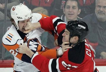 Hockey-fight_feature