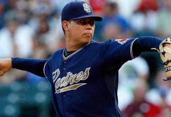 ARLINGTON, TX - JUNE 26:  Pitcher Walter Silva #27 of the San Diego Padres throws against the Texas Rangers on June 26, 2009 at Rangers Ballpark in Arlington, Texas.  (Photo by Ronald Martinez/Getty Images)