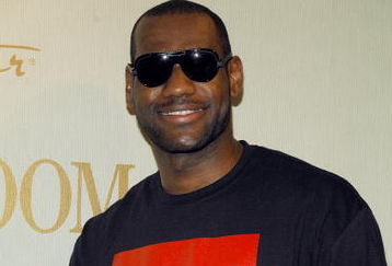 NEW YORK - JUNE 16:  NBA basketball player, Lebron James visits the hand and foot spa at Carol's Daughter on June 16, 2009 in New York City.  (Photo by Joe Corrigan/Getty Images)