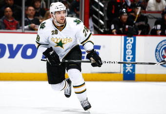 ANAHEIM, CA - APRIL 10:  Mark Fistric #28 of the Dallas Stars skates against the Anaheim Ducks at the Honda Center on April 10, 2009 in Anaheim, California. The Ducks defeated the Stars 4-3 in a shootout.  (Photo by Jeff Gross/Getty Images)