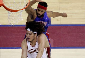 CLEVELAND - MAY 29:  Rasheed Wallace #36 of the Detroit Pistons defends the shot ofAnderson Varejao #17 of the Cleveland Cavaliers in Game Four of the Eastern Conference Finals during the 2007 NBA Playoffs on May 29, 2007 at the Quicken Loans Arena in Cleveland, Ohio. NOTE TO USER: User expressly acknowledges and agrees that, by downloading and or using this photograph, User is consenting to the terms and conditions of the Getty Images License Agreement.  (Photo by Gregory Shamus/Getty Images)