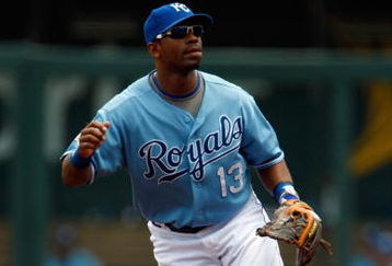 KANSAS CITY, MO - JUNE 14:  Alberto Callaspo #13 of the Kansas City Royals plays second base against the Cincinnati Reds during the game on June 14, 2009 in Kansas City, Missouri. (Photo by Jamie Squire/Getty Images)