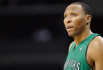 CHARLOTTE, NC - MARCH 16:  Shawn Marion #31 of the Toronto Raptors looks on against the Charlotte Bobcats during their game at Time Warner Cable Arena on March 16, 2009 in Charlotte, North Carolina.  NOTE TO USER: User expressly acknowledges and agrees that, by downloading and/or using this Photograph, user is consenting to the terms and conditions of the Getty Images License Agreement. (Photo by: Streeter Lecka/Getty Images)