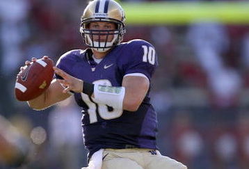 SEATTLE - SEPTEMBER 13:  Quarterback Jake Locker #10 of the Washington Huskies during the game against the Oklahoma Sooners on September 13, 2008 at Husky Stadium in Seattle, Washington. The Sooners defeated the Huskies 55-14.(Photo by Otto Greule Jr/Getty Images) 