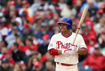 PHILADELPHIA - APRIL 08:  Shane Victorino #8 of the Philadelphia Phillies at bat against the Atlanta Braves at Citizens Bank Park on April 8, 2009 in Philadelphia, Pennsylvania.  (Photo by Nick Laham/Getty Images)