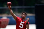 TAMPA, FL - MAY 01:  Quarterback Josh Freeman #5 of the Tampa Bay Buccaneers throws a pass during the Buccaneers Rookie Minicamp at One Buccaneer Place on May 1, 2009 in Tampa, Florida.  (Photo by J. Meric/Getty Images)