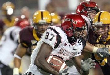 TEMPE, AZ - SEPTEMBER 15: Brandon Bornes #37 of the San Diego State Aztecs carries the ball during the game against the Arizona State Sun Devils on September 15, 2007 at Sun Devil Stadium in Tempe, Arizona.  (Photo by Stephen Dunn/Getty Images)