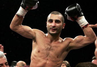 LAS VEGAS - OCTOBER 07:  Vic Darchinyan celebrates his v6th round TKO victoyr over Glenn Donaire during the IBF/IBO Flywieght Championship bout on October 7, 2006 at the Mandalay Bay Event Center in Las Vegas, Nevada.  (Photo by Jonathan Ferrey/Getty Images)
