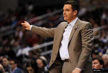 LOS ANGELES, CA - MARCH 11:  Head Coach Tony Bennett of the Washington State Cougars instructs his team during their game against the Oregon Ducks at the Pacific Life Pac-10 Men's Basketball Tournament at the Staples Center on March 11, 2009 in Los Angeles, California.  (Photo by Harry How/Getty Images)