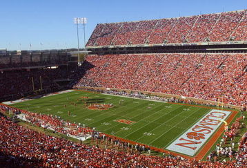 CLEMSON, SC - NOVEMBER 25: A general view of the stadium taken during the game between the Clemson Tigers and the South Carolina Gamecocks at Memorial Stadium on November 25, 2006 in Clemson, South Carolina. South Carolina won 31-28. (Photo by Grant Halverson/Getty Images)