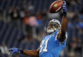 DETROIT - OCTOBER 05:  Calvin Johnson #81 of the Detroit Lions catches a pass during warm up before the game against the Chicago Bears at Ford Field on October 5, 2008 in Detroit, Michigan.  (Photo by Harry How/Getty Images)