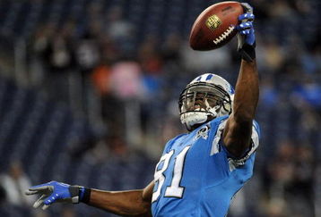DETROIT - OCTOBER 05:  Calvin Johnson #81 of the Detroit Lions catches a pass during warm up before the game against the Chicago Bears at Ford Field on October 5, 2008 in Detroit, Michigan.  (Photo by Harry How/Getty Images)