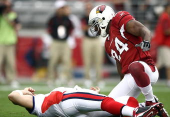 GLENDALE, AZ - OCTOBER 05: Starting Quarterback Trent Edwards #5 of the Buffalo Bills suffers a concussion after getting hit by Strong Safety Adrian Wilson #24 of the Arizona Cardinals during the first half of their NFL Game on October 5, 2008 at Stadium in Glendale, Arizona. (Photo by Donald Miralle/Getty Images)
